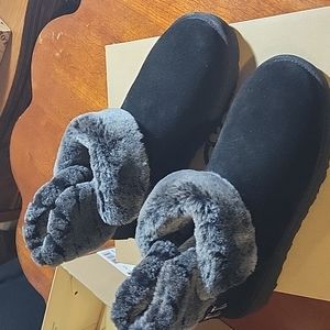 UGG ADRIA BOOTS
